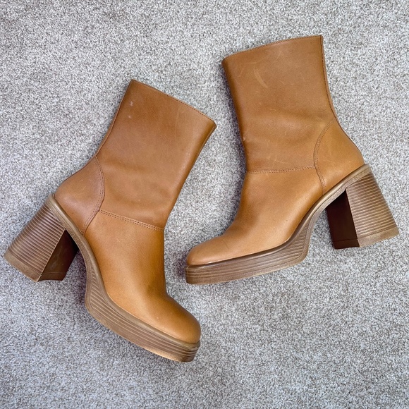 Steve Madden Shoes - Vintage Y2K Steve Madden Leather Tan Chunky Heel Boots Bratz 10